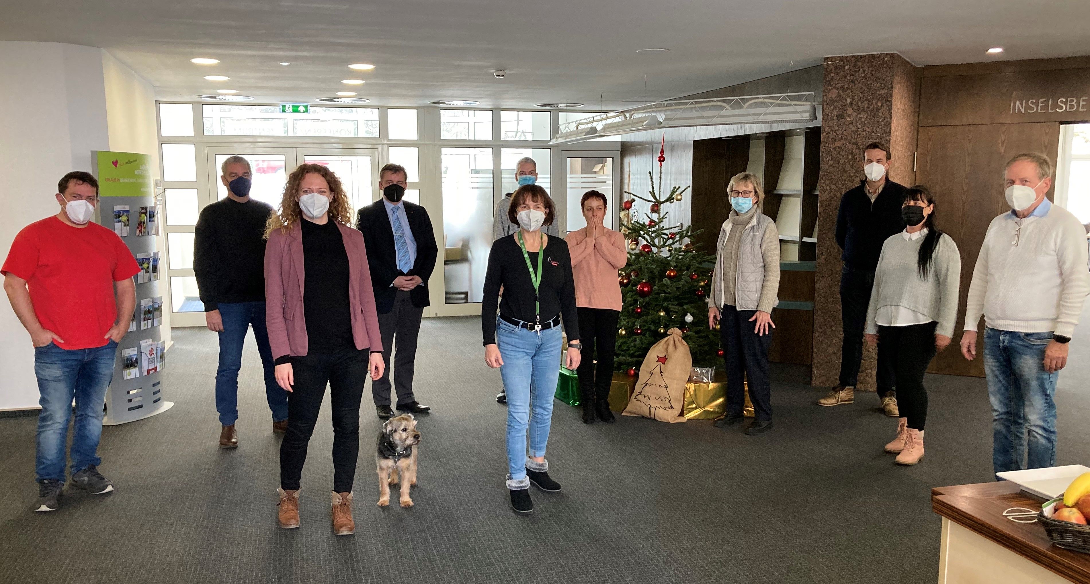 Mitglieder der Arbeitnehmer*innen-Bänke, Foto: Arbeit und Leben